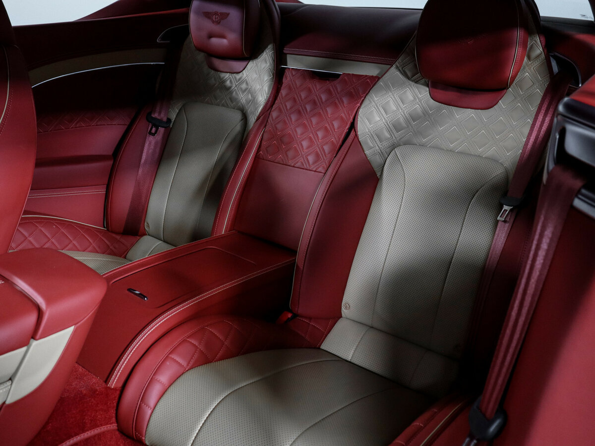 Bentley Continental GT с пробегом — 2019 год. Фото: #7