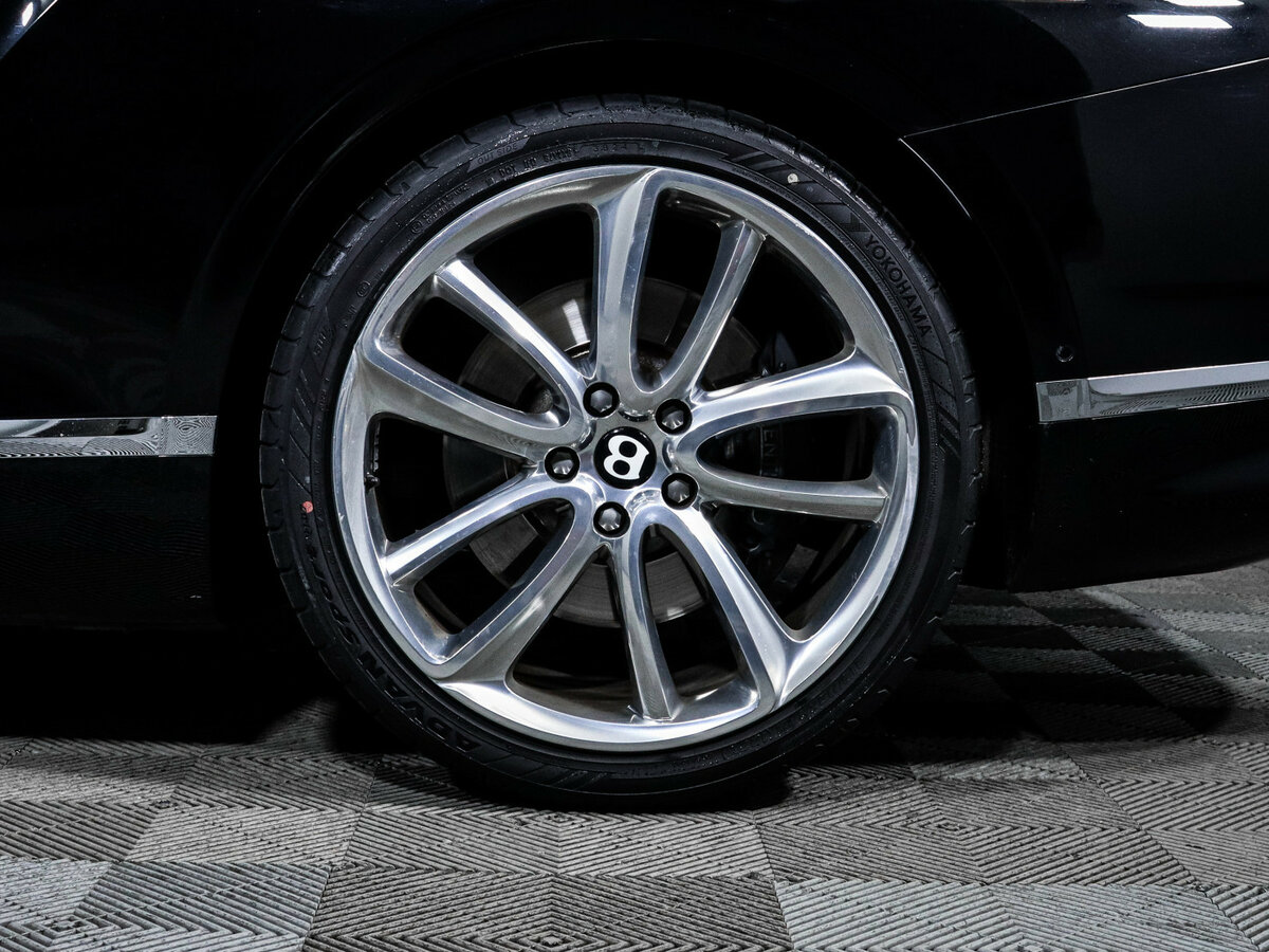 Bentley Continental GT с пробегом — 2019 год. Фото: #11