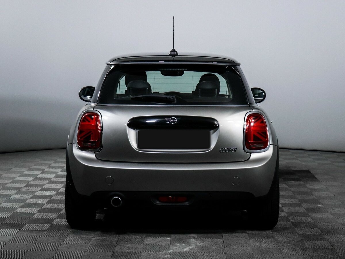 Mini Hatch с пробегом — 2018 год. Фото: #4