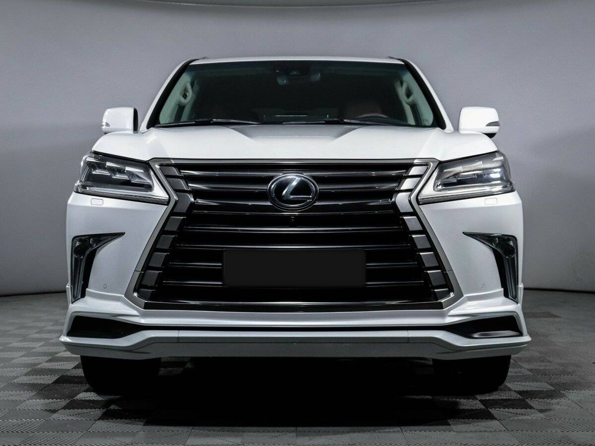 Lexus LX с пробегом — 2015 год. Фото: #1