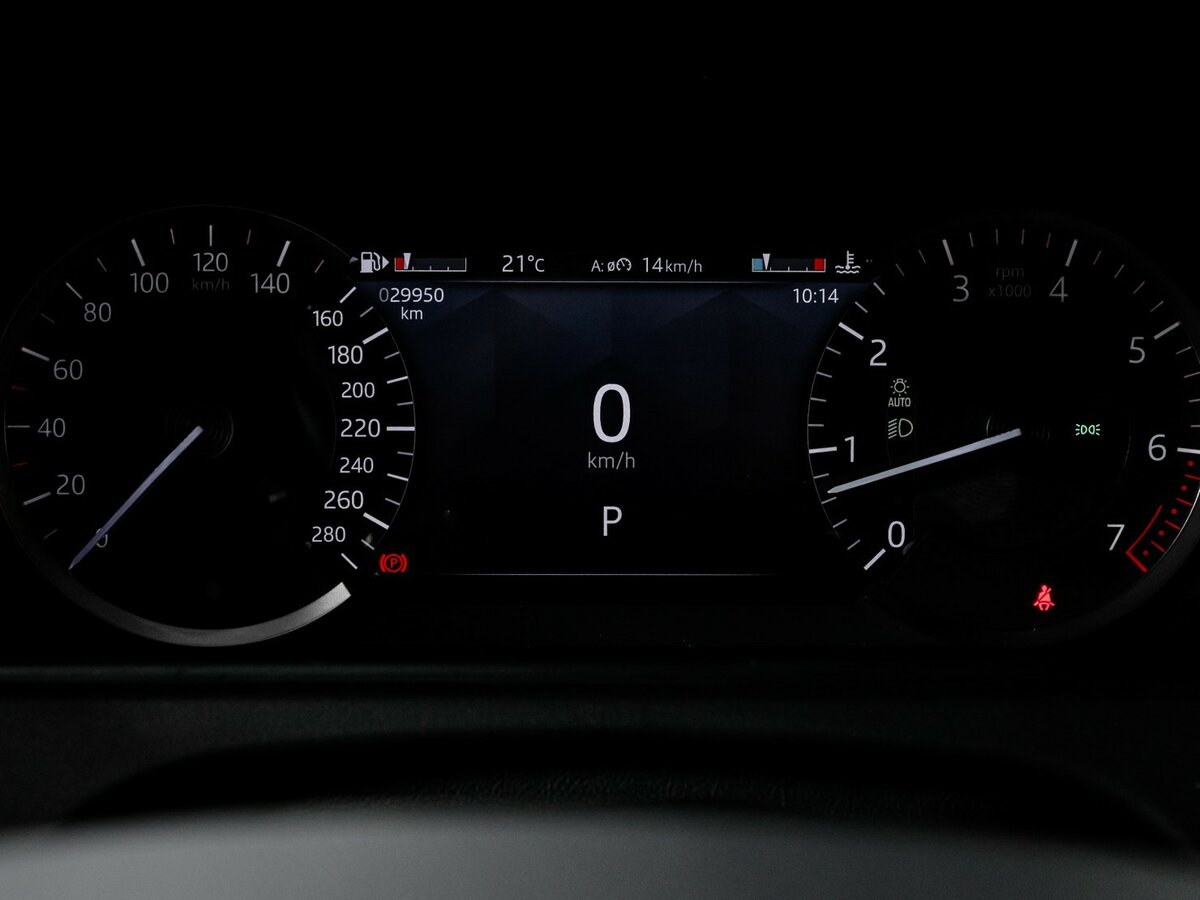 Land Rover Range Rover Velar с пробегом — 2022 год. Фото: #10