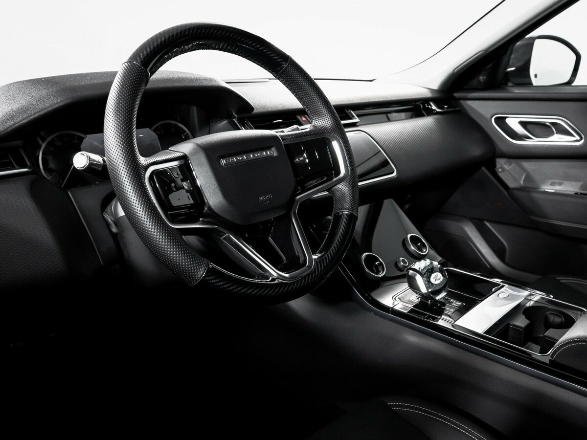 Land Rover Range Rover Velar с пробегом — 2022 год. Фото: #12