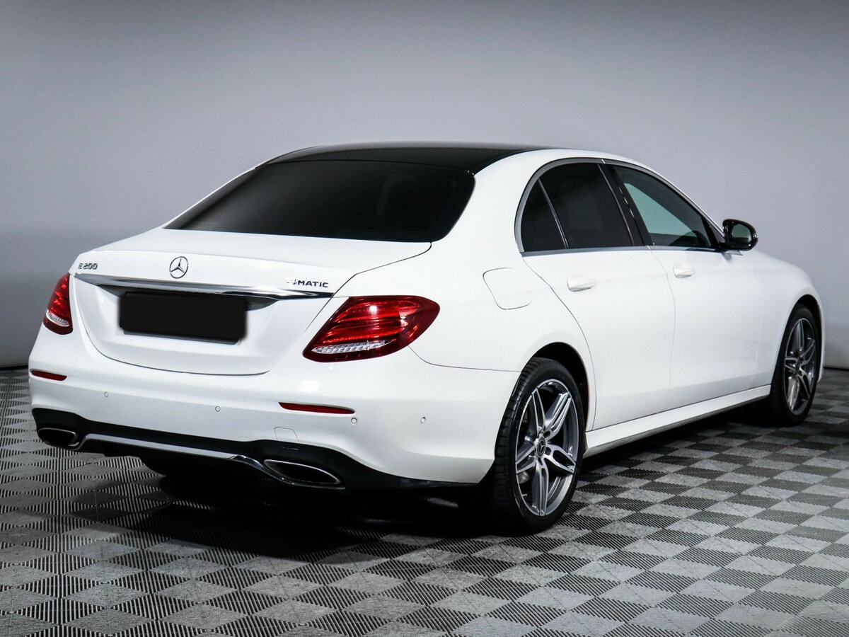 Mercedes-Benz E-Класс с пробегом — 2019 год. Фото: #3