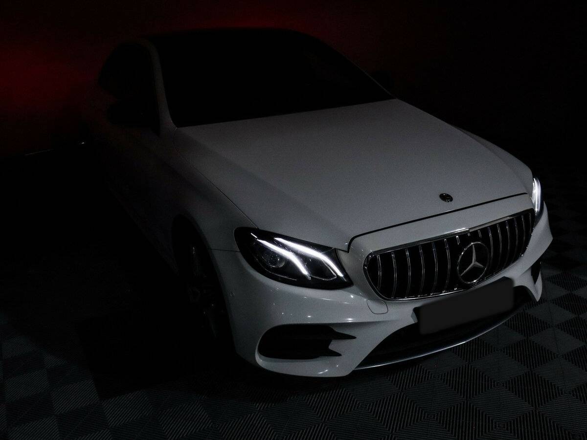 Mercedes-Benz E-Класс с пробегом — 2019 год. Фото: #18