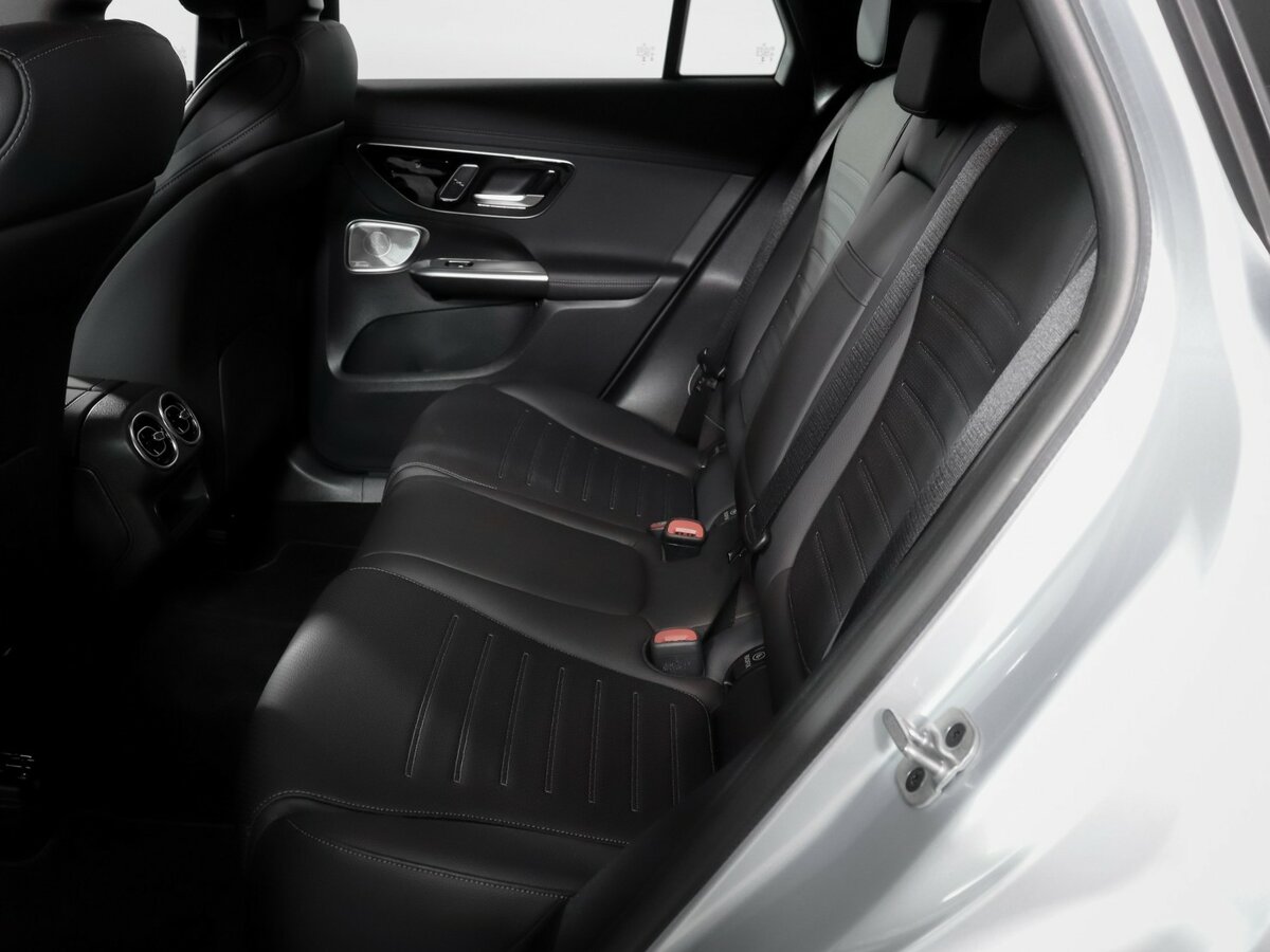 Mercedes-Benz GLC Coupe с пробегом — 2024 год. Фото: #7