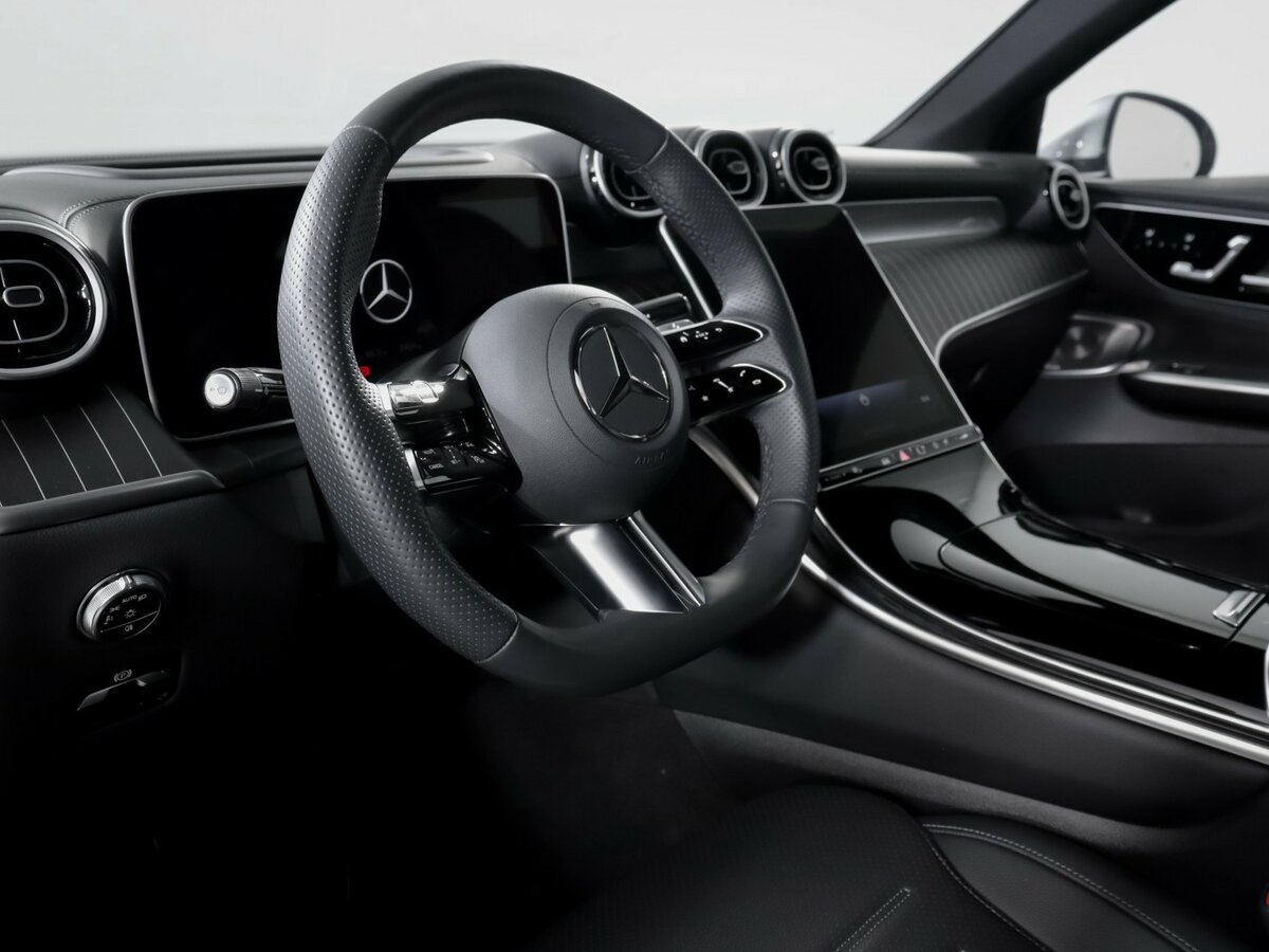 Mercedes-Benz GLC Coupe с пробегом — 2024 год. Фото: #10