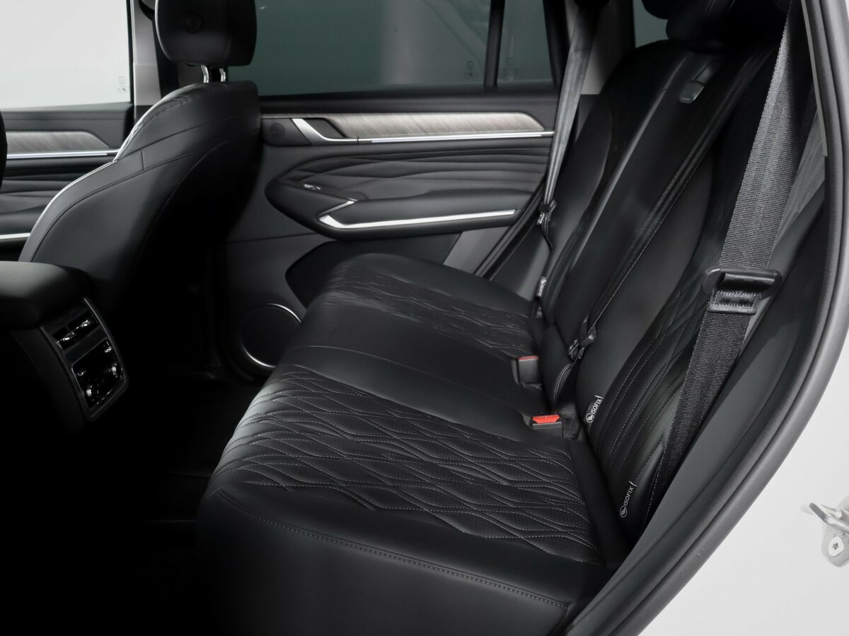 Tank 500 с пробегом — 2023 год. Фото: #7