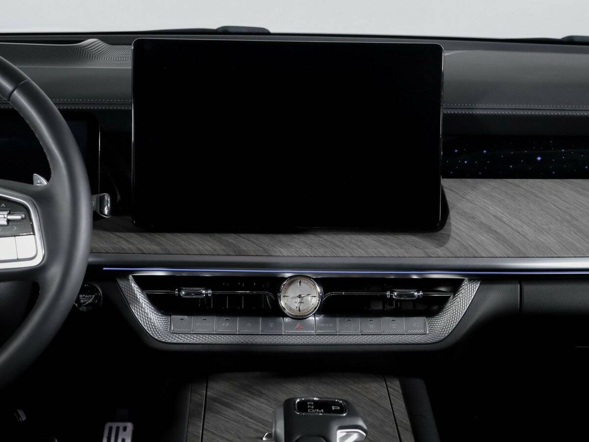 Tank 500 с пробегом — 2023 год. Фото: #10