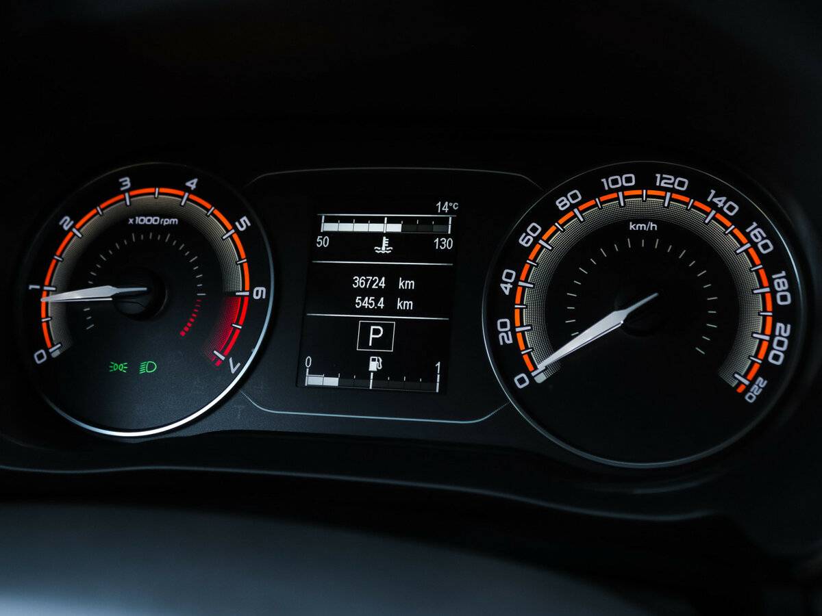 Lada (ВАЗ) Vesta с пробегом — 2024 год. Фото: #8