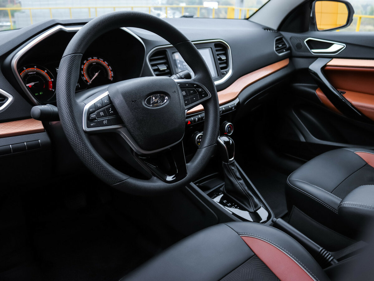 Lada (ВАЗ) Vesta с пробегом — 2024 год. Фото: #10