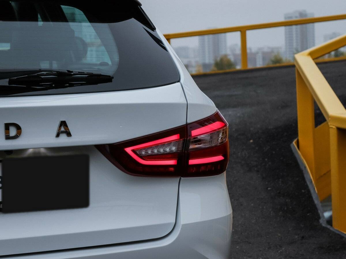 Lada (ВАЗ) Vesta с пробегом — 2024 год. Фото: #12