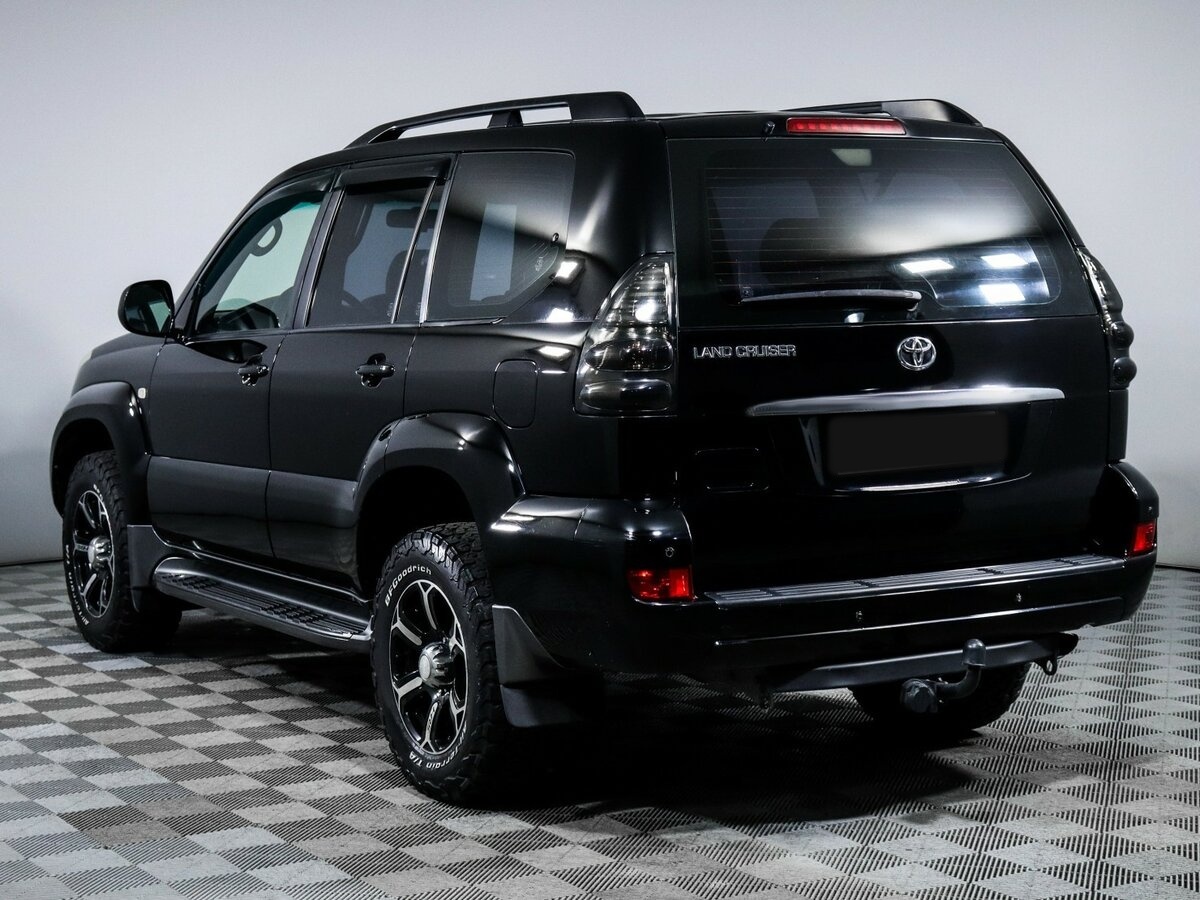 Toyota Land Cruiser Prado с пробегом — 2006 год. Фото: #4