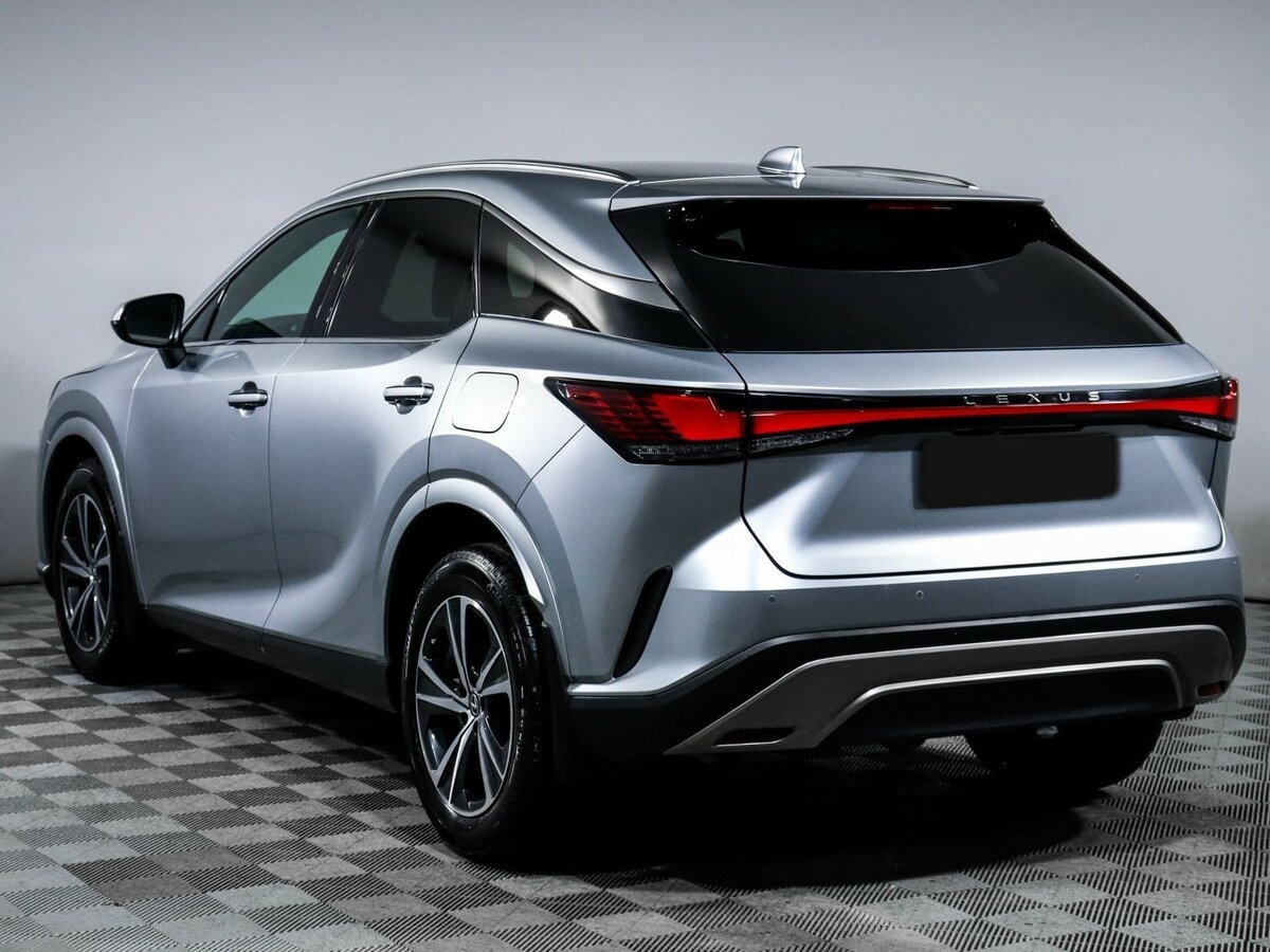 Lexus RX с пробегом — 2023 год. Фото: #6