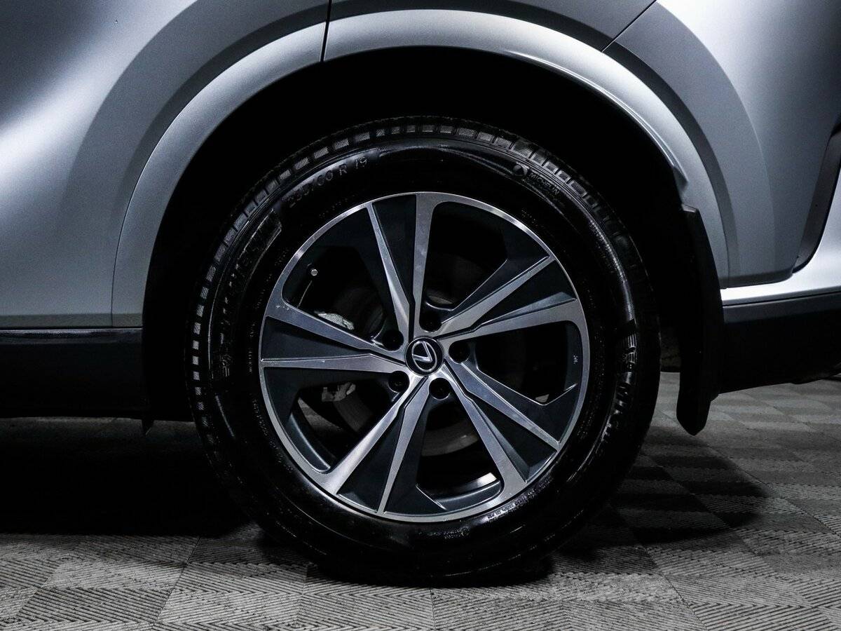 Lexus RX с пробегом — 2023 год. Фото: #14