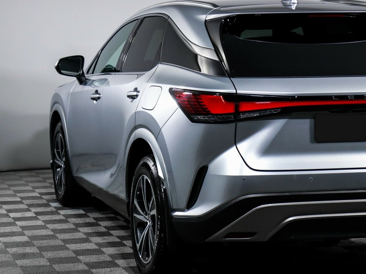 Lexus RX с пробегом — 2023 год. Фото: #18