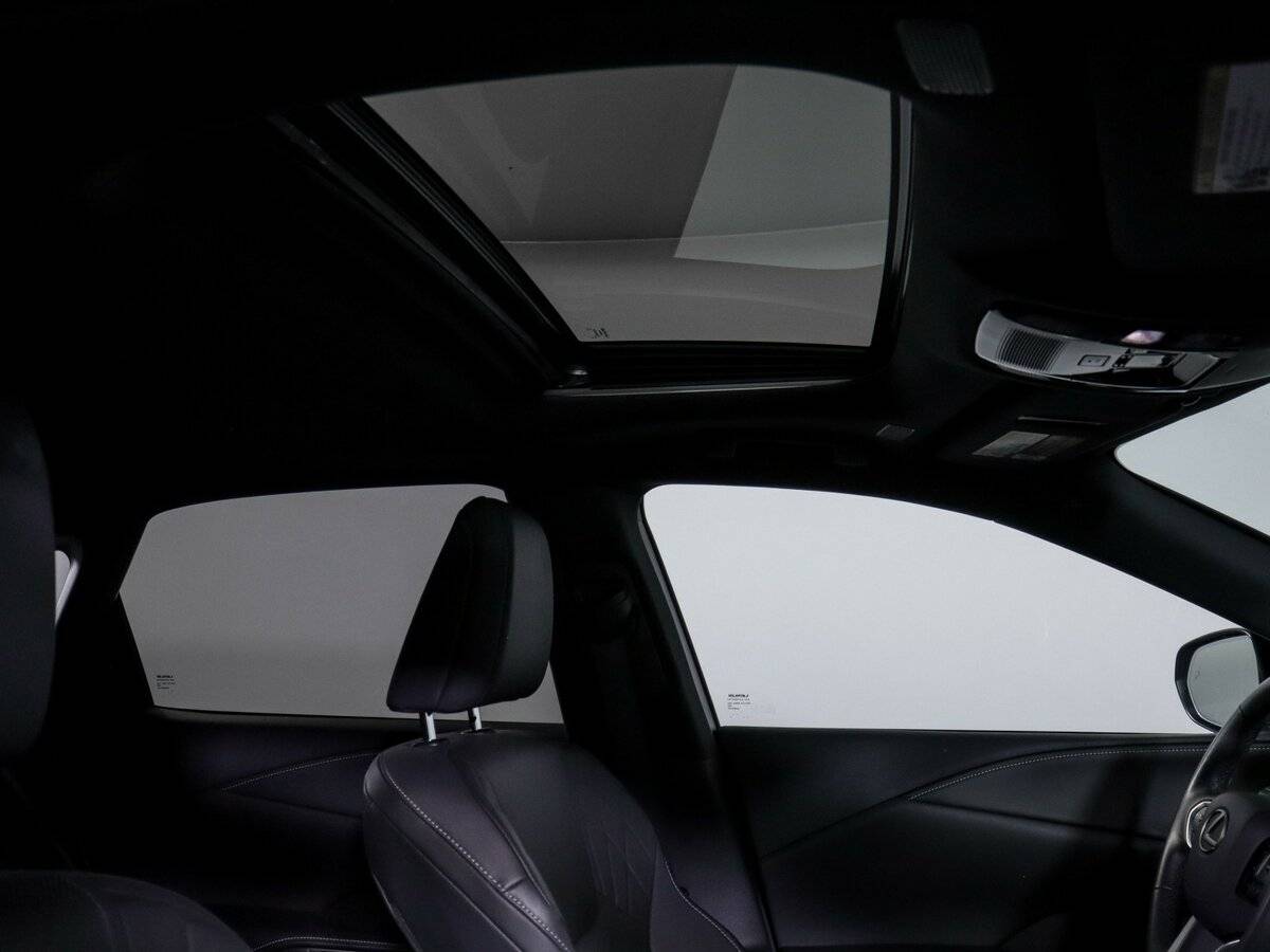 Lexus RX с пробегом — 2023 год. Фото: #19