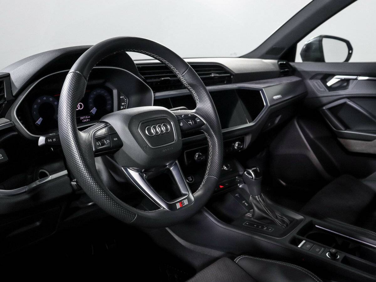 Audi Q3 с пробегом — 2021 год. Фото: #10