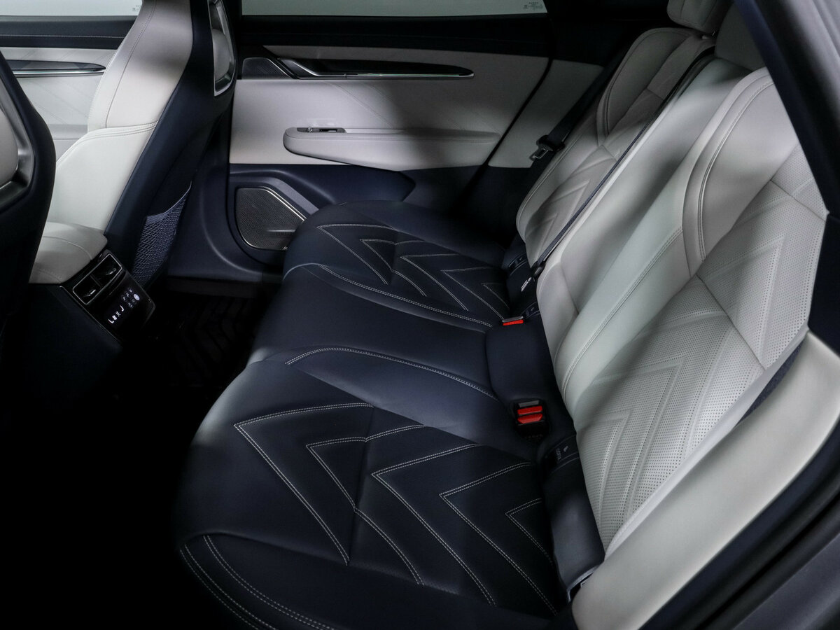 Zeekr 001 с пробегом — 2022 год. Фото: #6