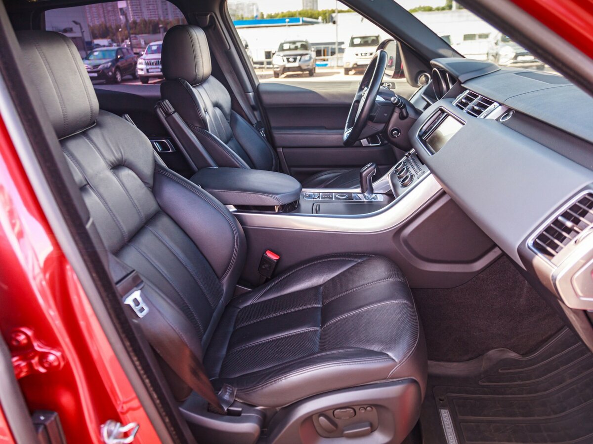 Land Rover Range Rover Sport с пробегом — 2013 год. Фото: #9