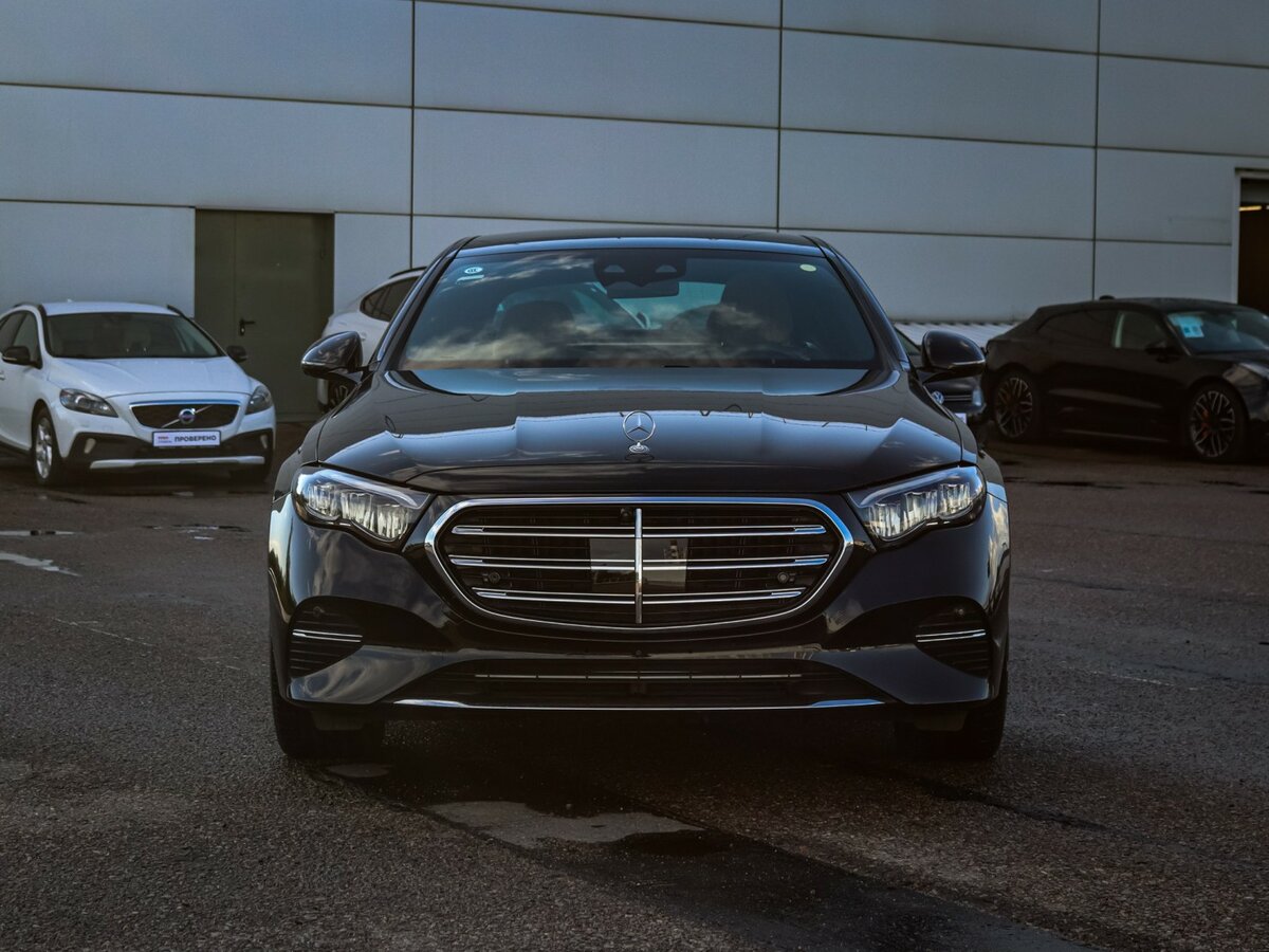 Mercedes-Benz E-Класс с пробегом — 2024 год. Фото: #1