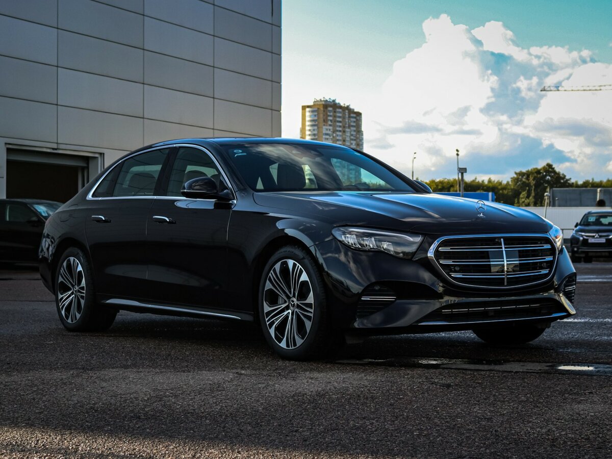 Mercedes-Benz E-Класс с пробегом — 2024 год. Фото: #2