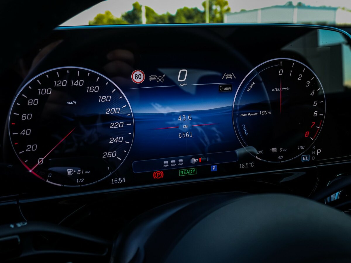 Mercedes-Benz E-Класс с пробегом — 2024 год. Фото: #9