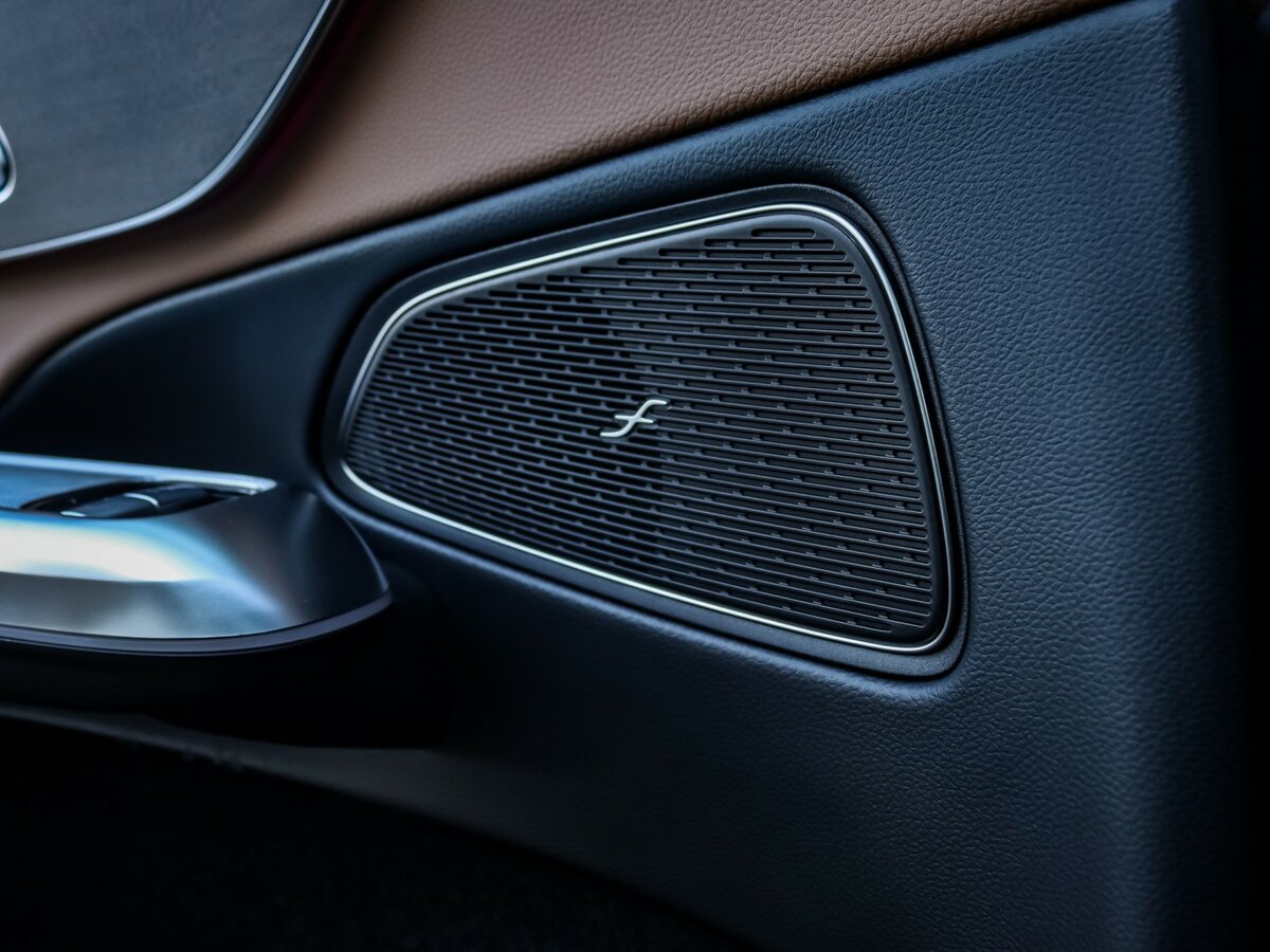 Mercedes-Benz E-Класс с пробегом — 2024 год. Фото: #14