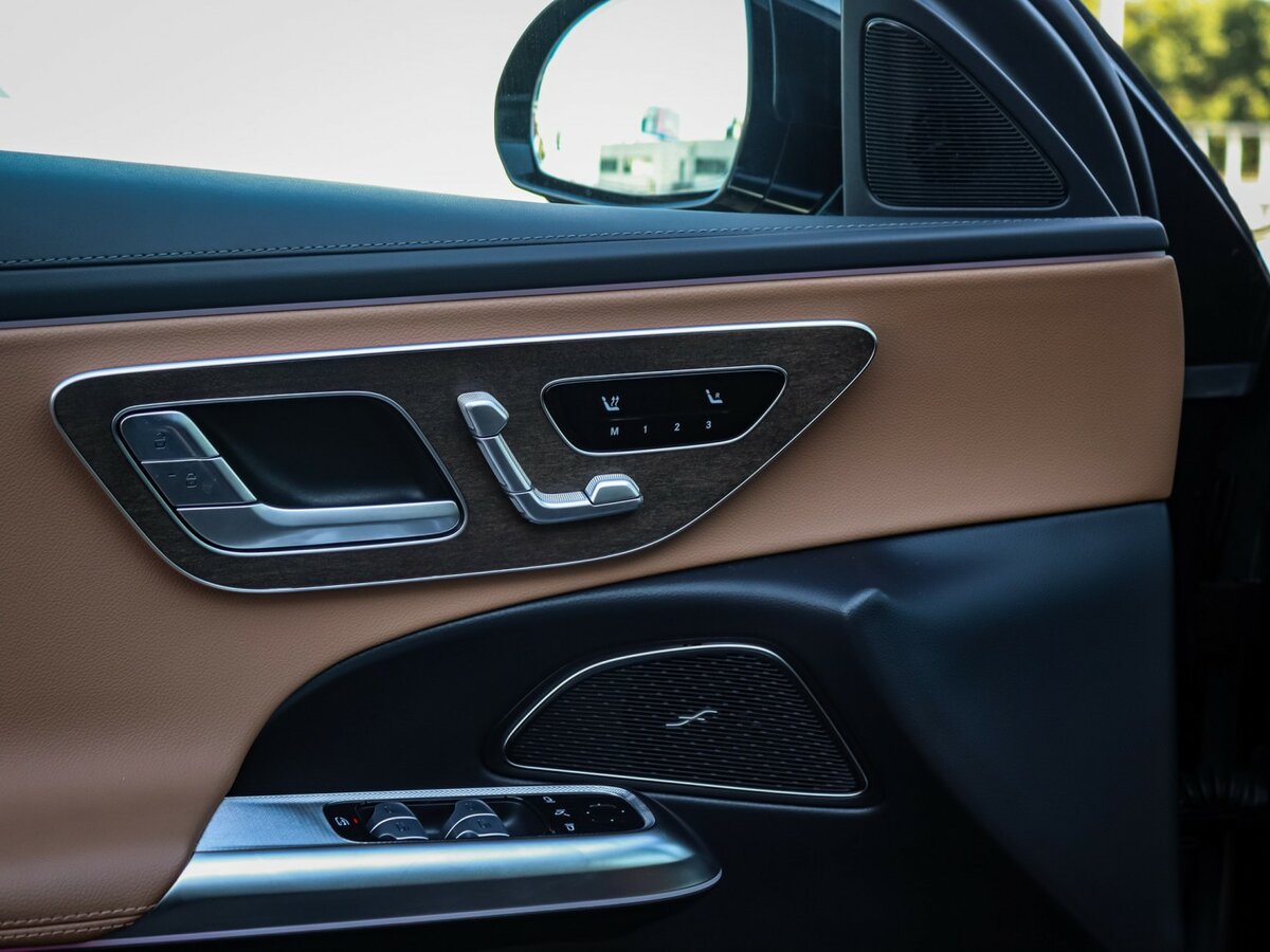 Mercedes-Benz E-Класс с пробегом — 2024 год. Фото: #17