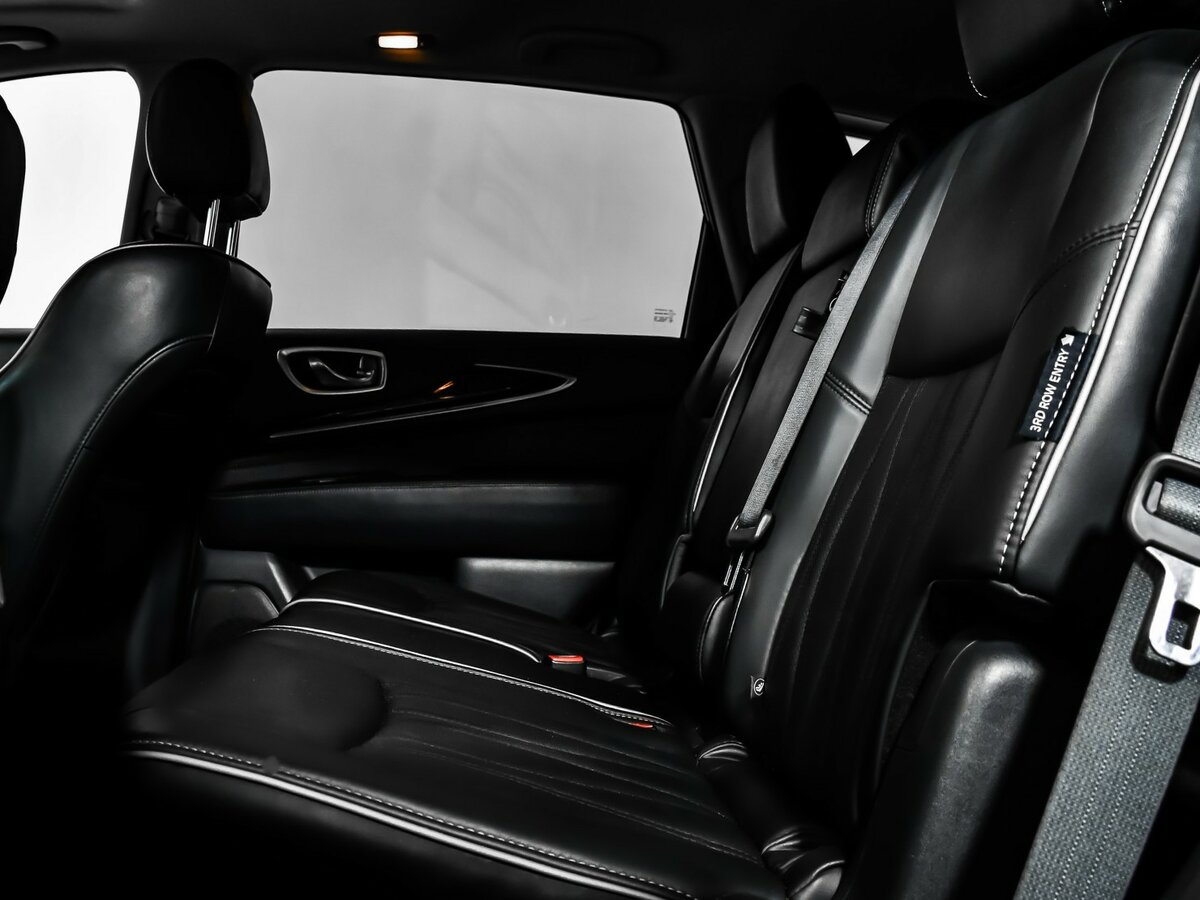 Infiniti QX60 с пробегом — 2018 год. Фото: #12