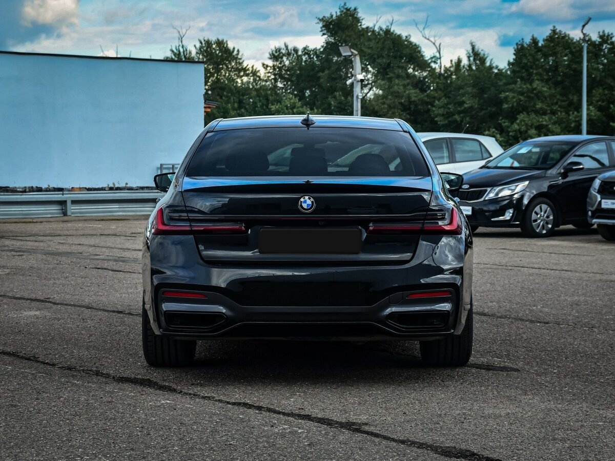 BMW 7 серии с пробегом — 2020 год. Фото: #5