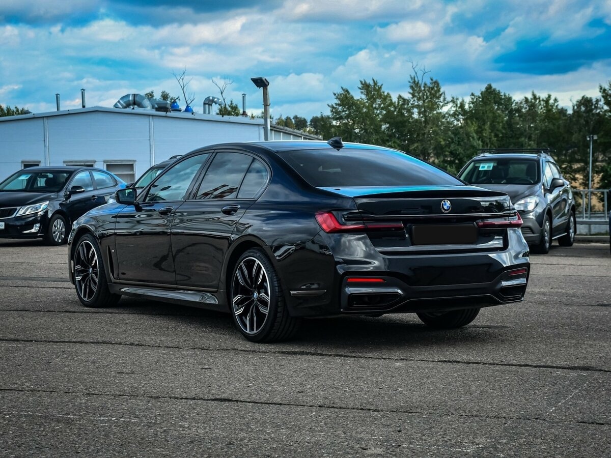 BMW 7 серии с пробегом — 2020 год. Фото: #6
