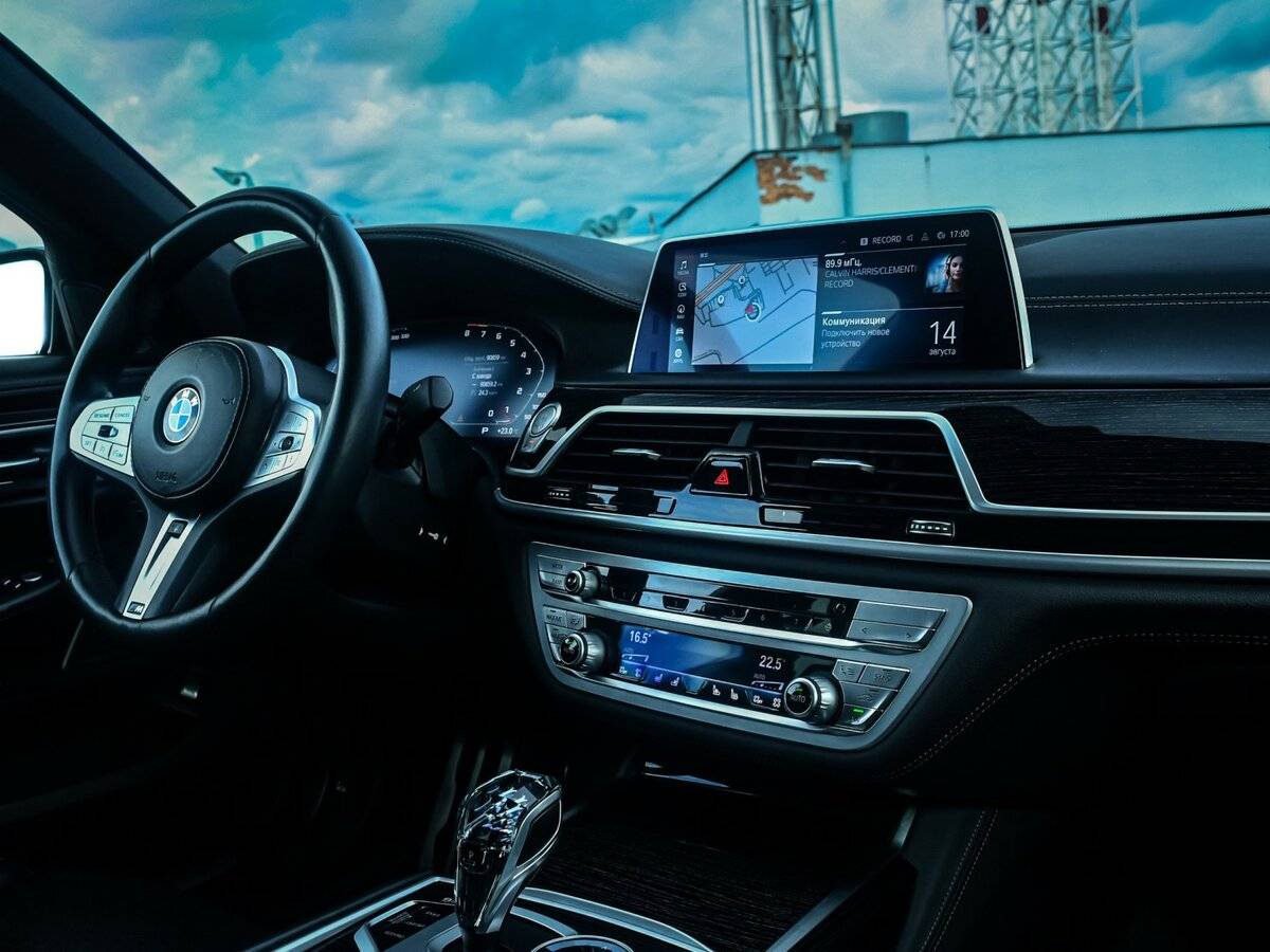 BMW 7 серии с пробегом — 2020 год. Фото: #8