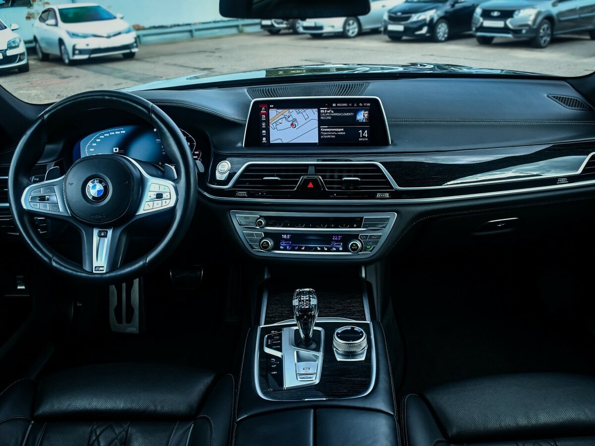 BMW 7 серии с пробегом — 2020 год. Фото: #10