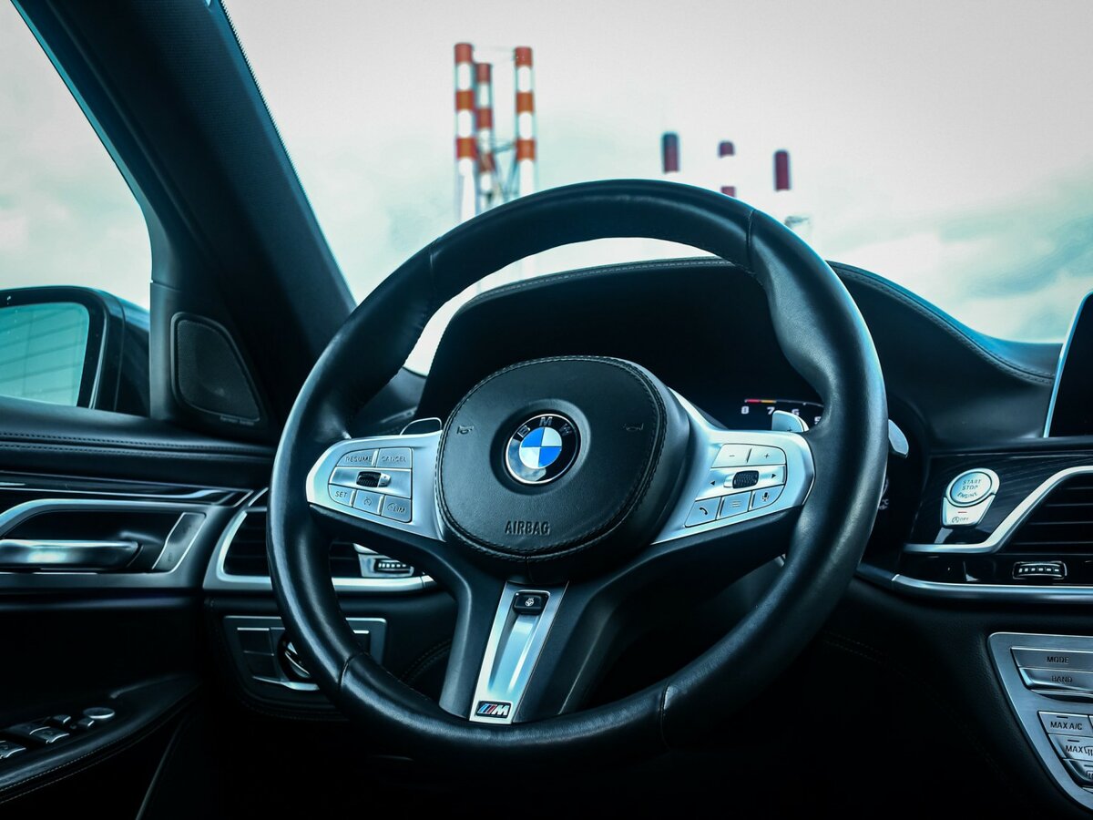 BMW 7 серии с пробегом — 2020 год. Фото: #16