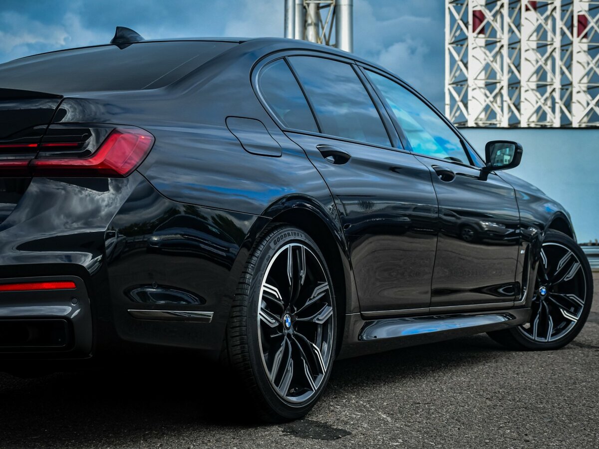 BMW 7 серии с пробегом — 2020 год. Фото: #22