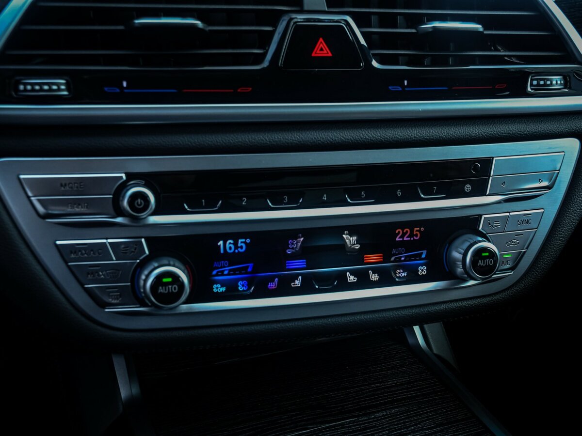 BMW 7 серии с пробегом — 2020 год. Фото: #28