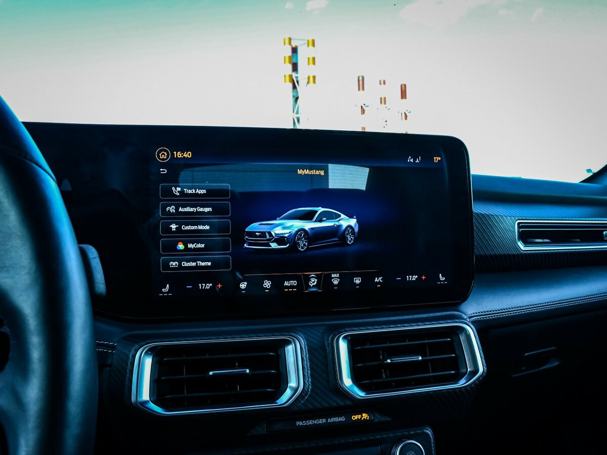 Ford Mustang с пробегом — 2024 год. Фото: #12