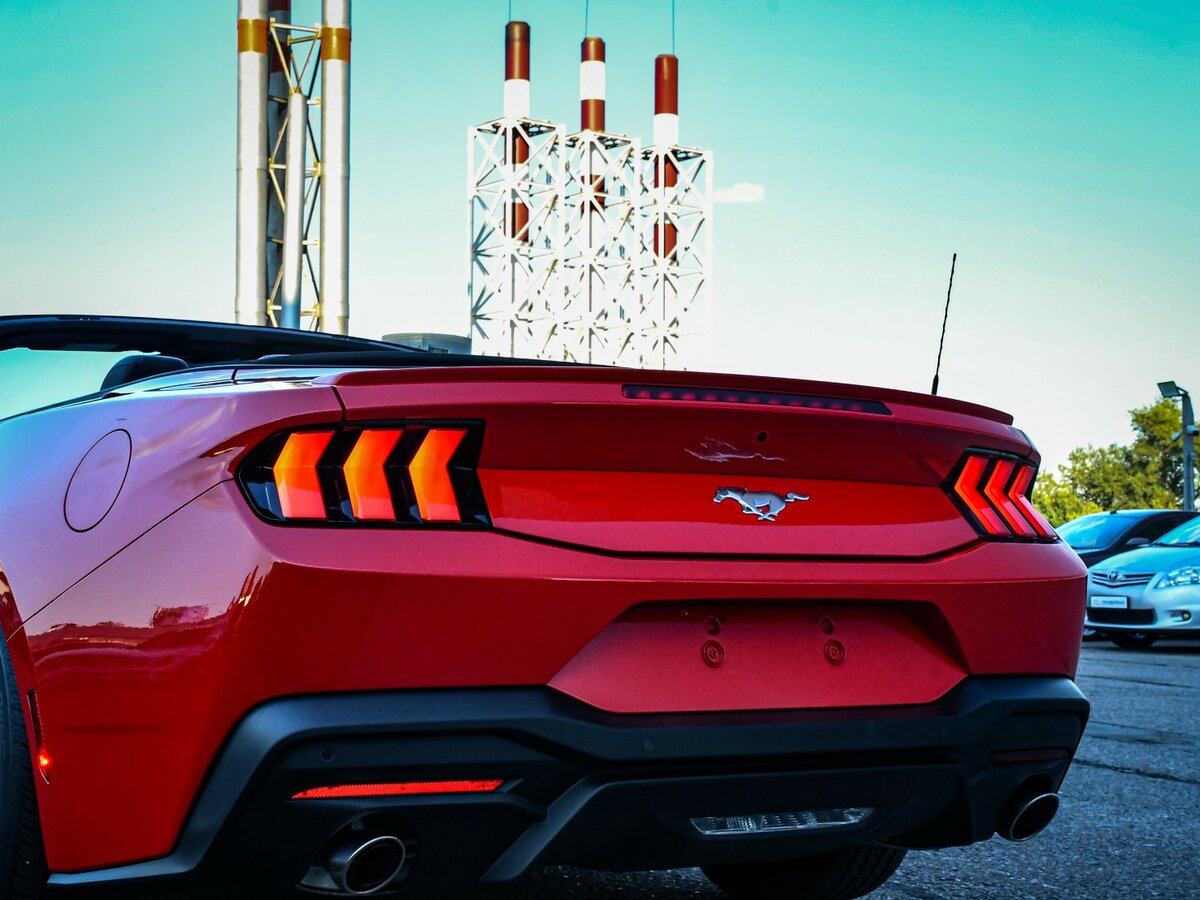 Ford Mustang с пробегом — 2024 год. Фото: #20