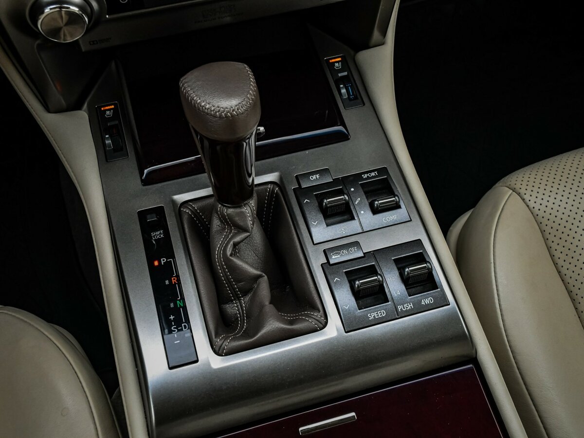 Lexus GX с пробегом — 2018 год. Фото: #15