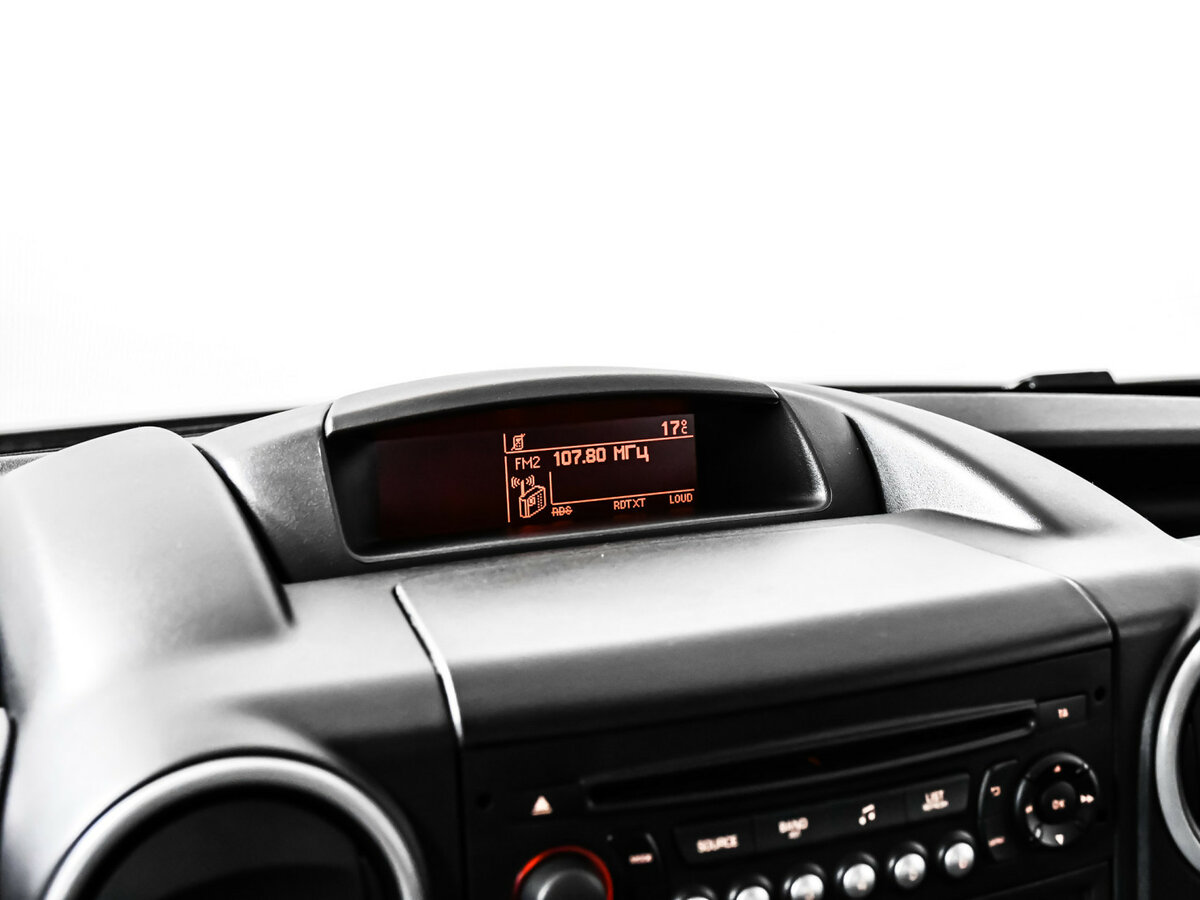 Peugeot Partner с пробегом — 2021 год. Фото: #16