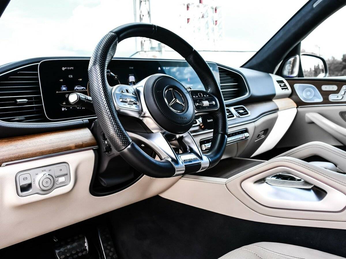 Mercedes-Benz GLE с пробегом — 2020 год. Фото: #10