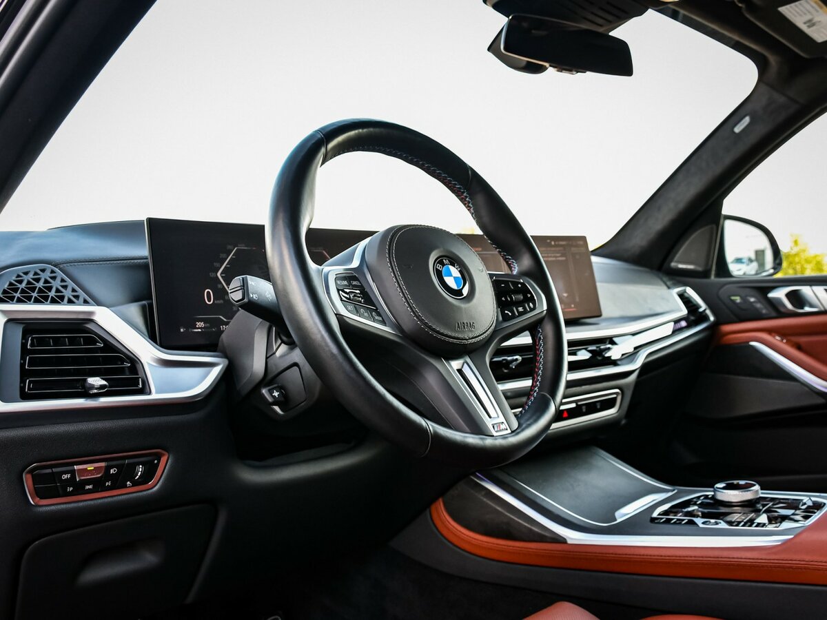 BMW X7 с пробегом — 2022 год. Фото: #9