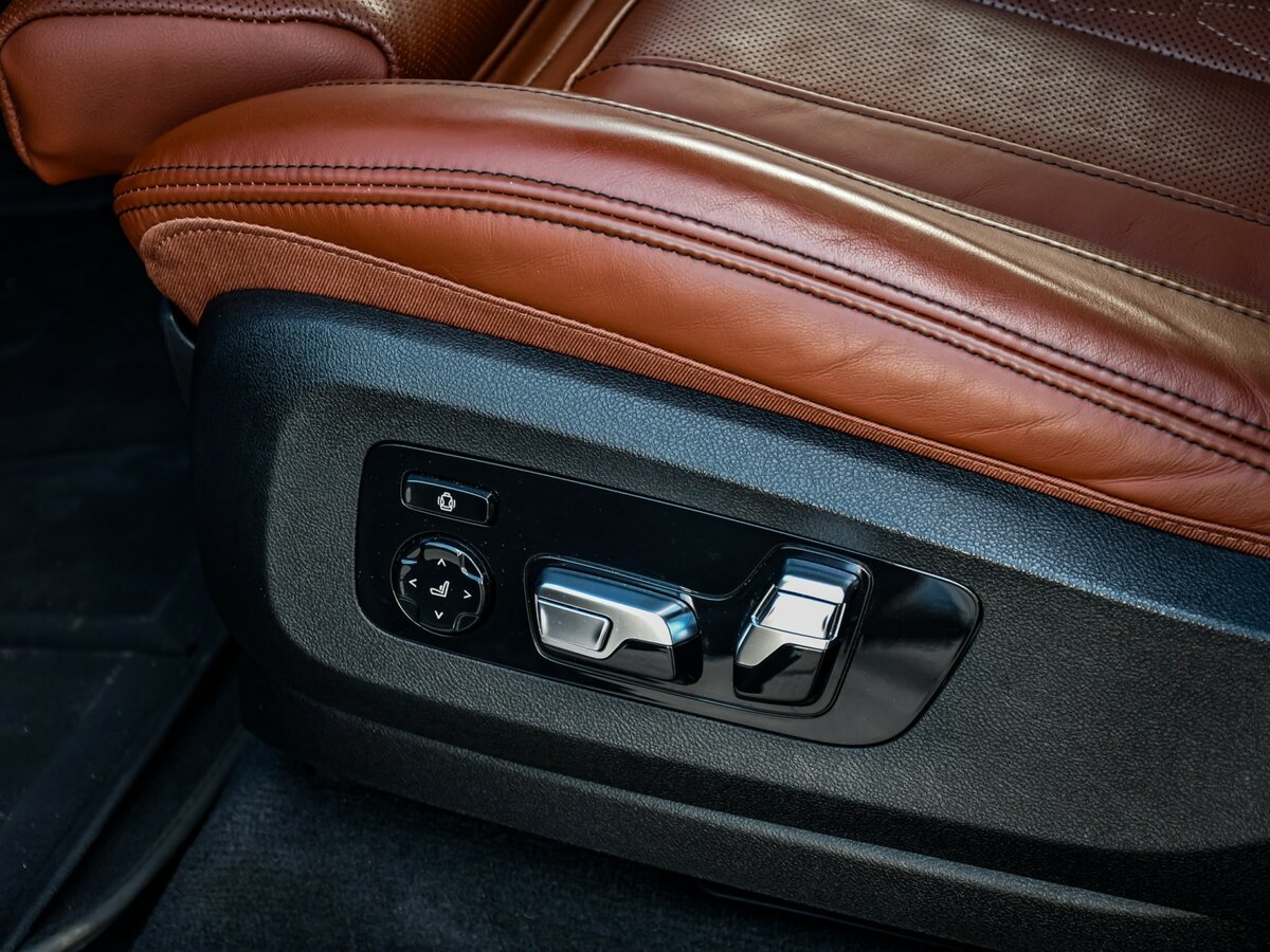 BMW X7 с пробегом — 2022 год. Фото: #20