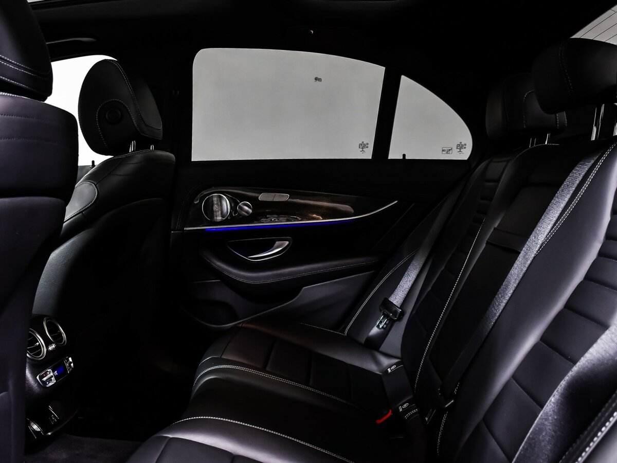 Mercedes-Benz E-Класс с пробегом — 2020 год. Фото: #12