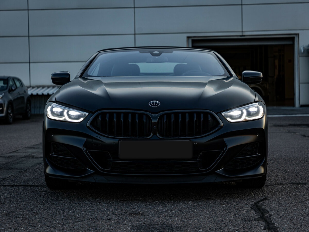 BMW 8 серии с пробегом — 2019 год. Фото: #1