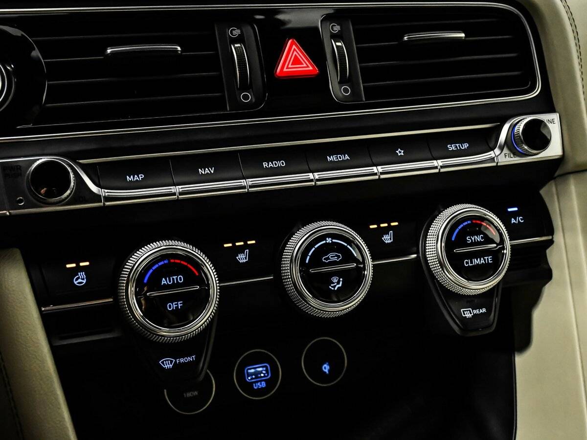 Genesis G70 с пробегом — 2021 год. Фото: #12