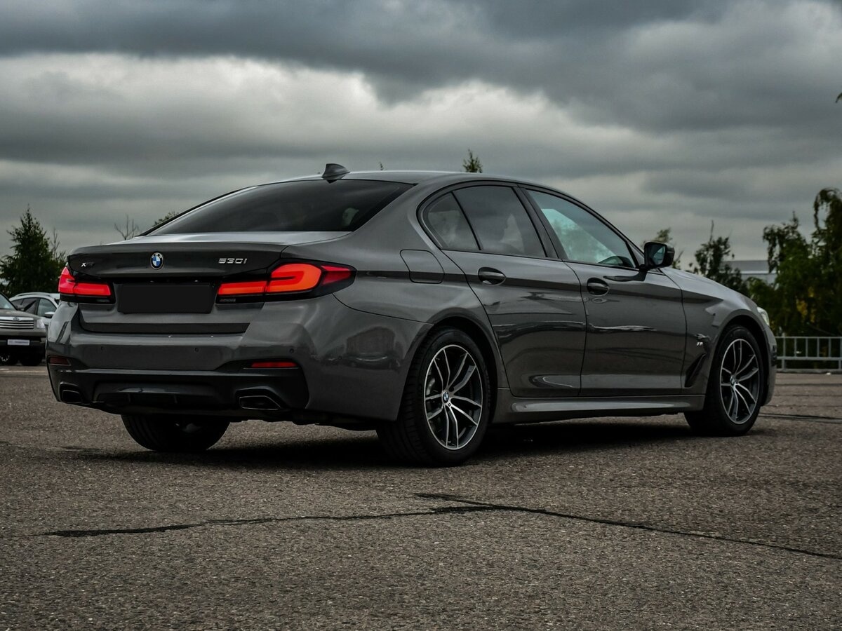 BMW 5 серии с пробегом — 2021 год. Фото: #4