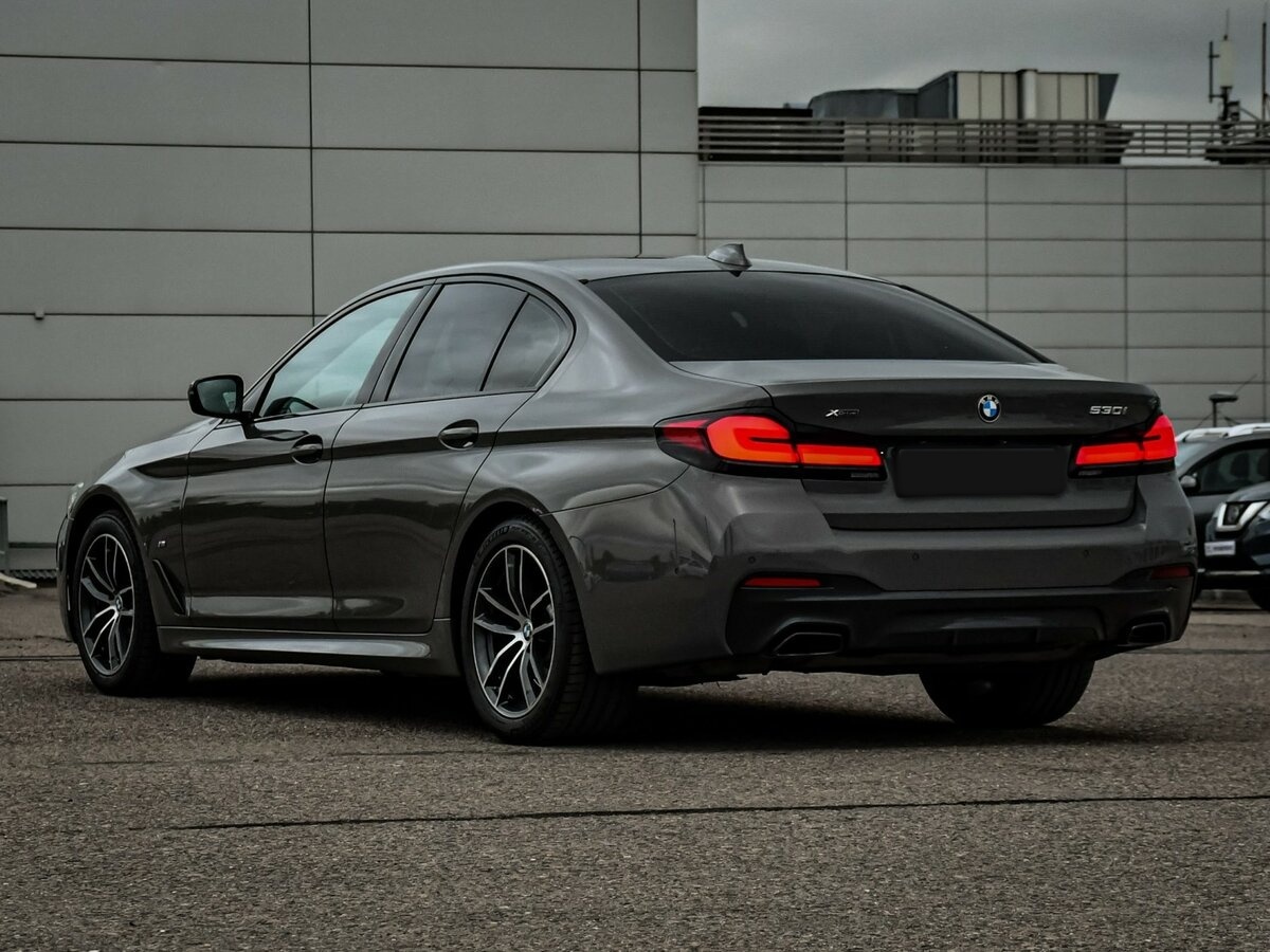 BMW 5 серии с пробегом — 2021 год. Фото: #6