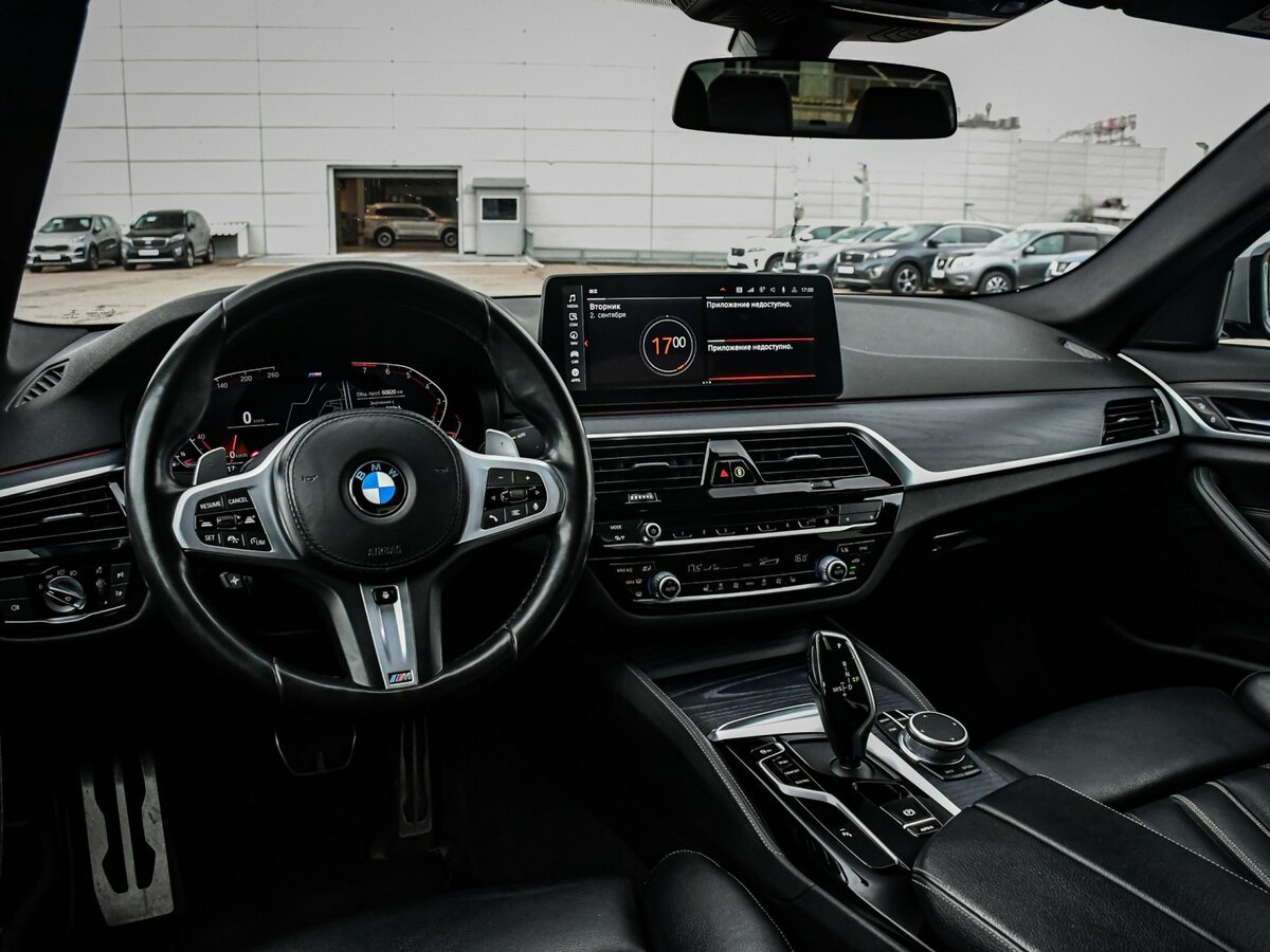 BMW 5 серии с пробегом — 2021 год. Фото: #8