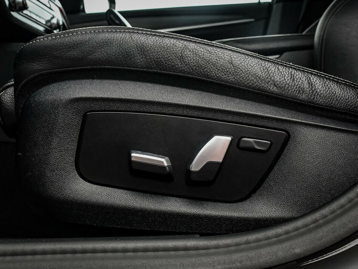 BMW 5 серии с пробегом — 2021 год. Фото: #21